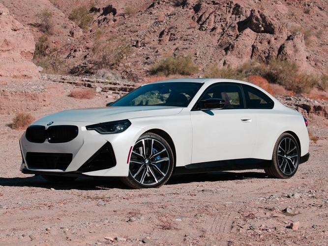 2022款宝马2系双门轿跑来了:具体规格细节如何