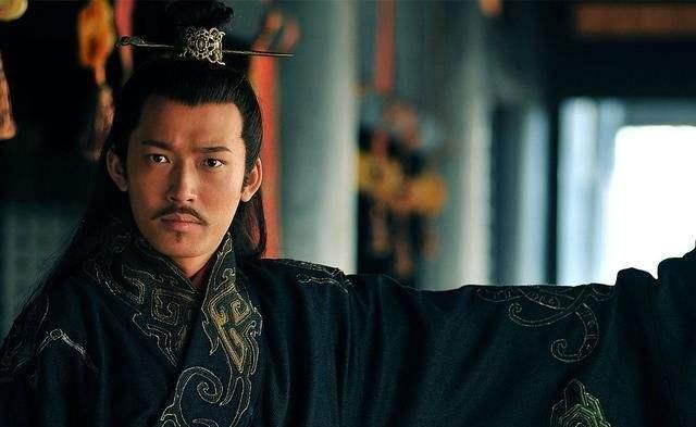 历史上曹操的谋士郭嘉和程昱谁更强