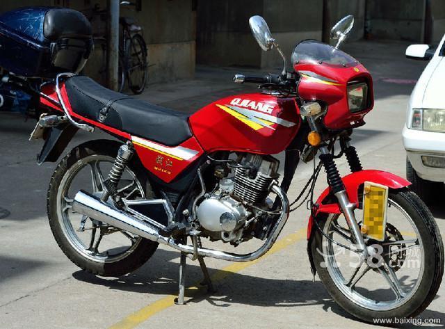 出售闲置钱江125跨骑摩托车