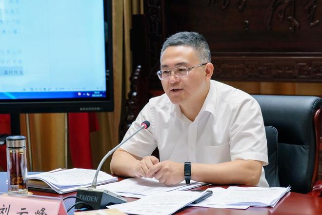 瓯海区长刘云峰研究重点工程提质提速攻坚工作