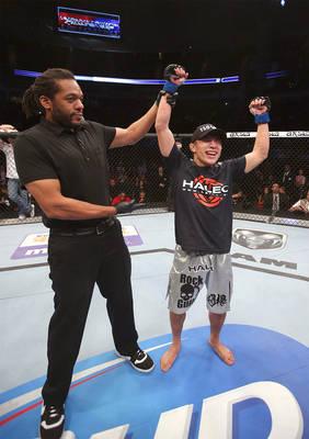图文:ufc166期精彩图片 结果揭晓