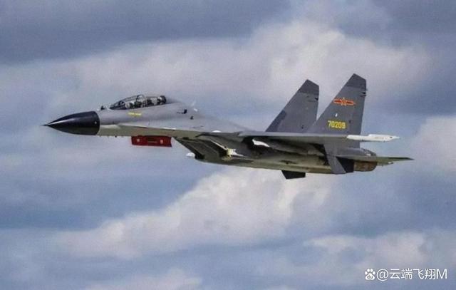 离歼–11b试飞仅剩5个月军工人却被一块玻璃难住难道要进口玻璃