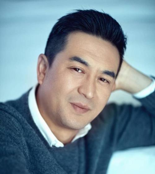 张嘉译最新电视剧(张嘉译又多了4部大剧)