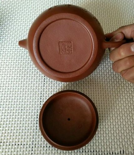 宜兴紫砂壶名家,工艺美术大师~李昌鸿作品~平盖莲花