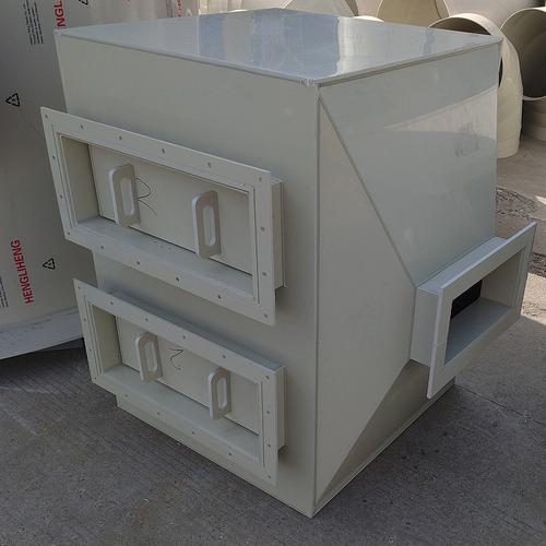 操作简易,安全 活性炭吸附塔 活性炭使用一段时间后,吸附了大量的