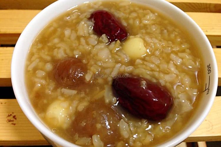 补血别只知道吃红枣,每天几颗它,气色红润手脚不冰