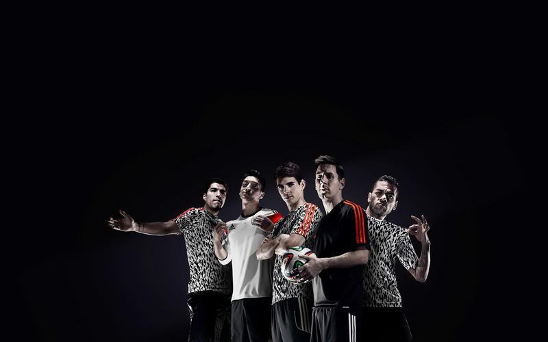 2014世界杯炫酷黑色足球明星壁纸高清 第一辑