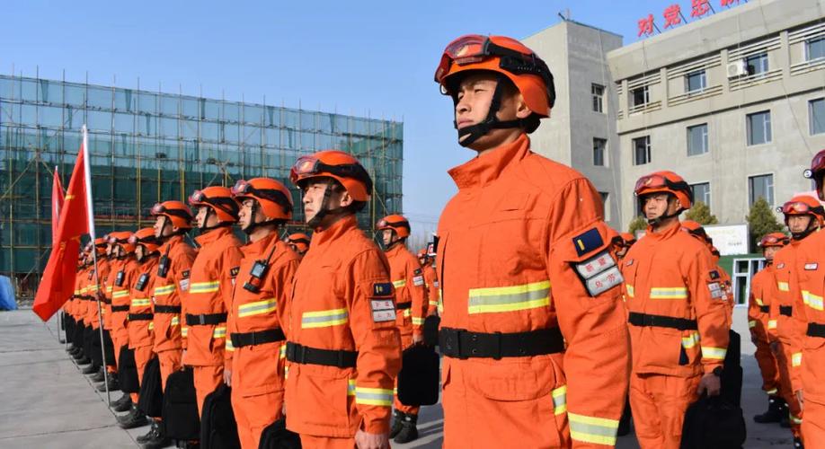 新疆森林消防总队:全力做好低温雨雪冰冻灾害救援准备
