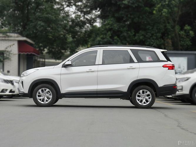 五菱宏光s32020款7座最低多少钱可以落地