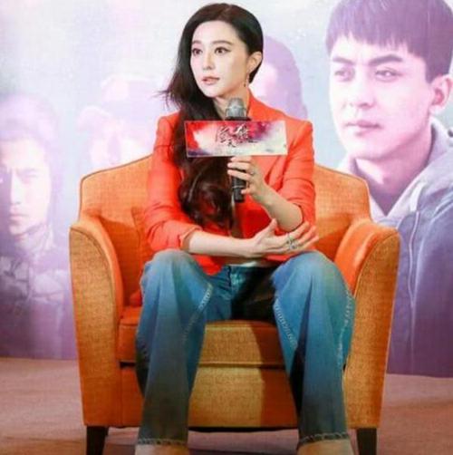 11位当红女星豪放坐姿接地气网友大惊女神私底下都这么随便吗