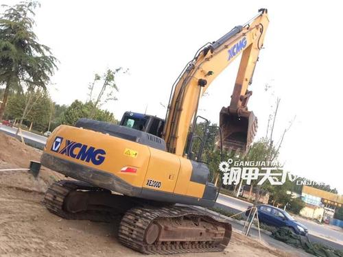 徐工xe200d挖掘机