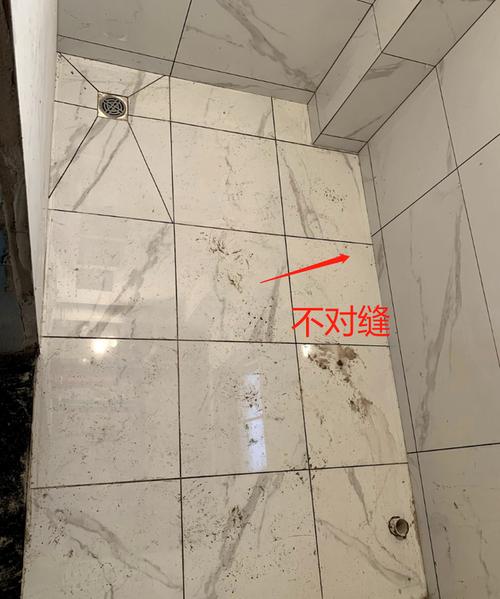 对缝的墙,地砖,简洁美观,流畅清爽,强迫症也能被瞬间治愈,怎么看都