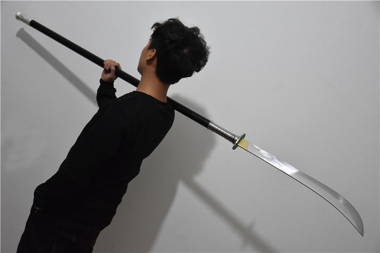 00431黑麟刀中款关公刀