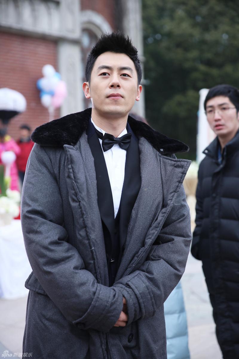 组图:《漂洋过海》探班 朱亚文王丽坤小年大婚_高清图集_新浪网