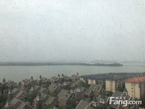 藏龙岛滨湖壹号 湖景三房 .…125万 3室1厅/89.0㎡