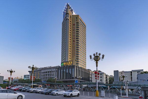 大饭店信息,酒店地址:中国,新疆,乌鲁木齐,沙依巴克区,友好南路551号