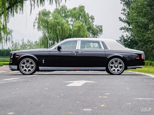 劳斯莱斯幻影 2012款 加长版(ewb)