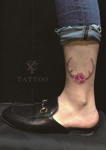 周忆刺青 女生小清新小图纹身 小腿纹身 北京三里屯