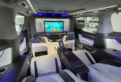 新款丰田埃尔法商务内饰改装奢华空间