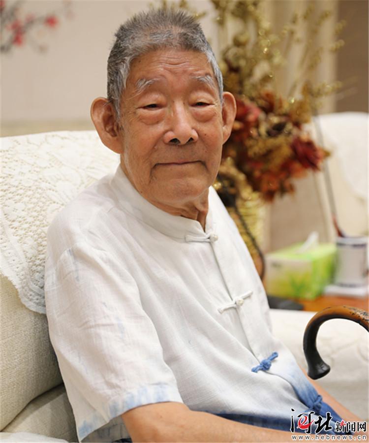 "小兵张嘎之父"徐光耀: 嘎子是我理想中最好的孩子