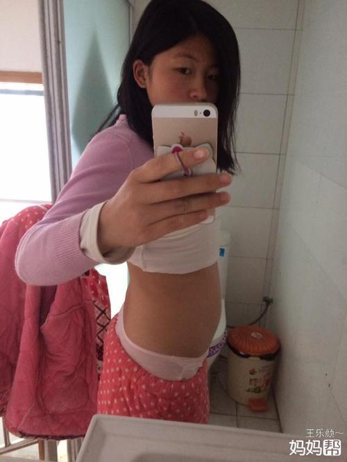 肚脐下面鼓,是不是下怀?有一样的吗?