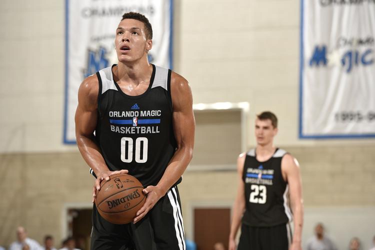 阿隆-戈登的烦恼:樱木遇到魔鬼安西会怎样?