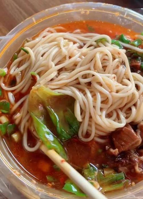 打包面打包米粉米粉打包米粉打包图片打包米粉图片牛肉面打包图片