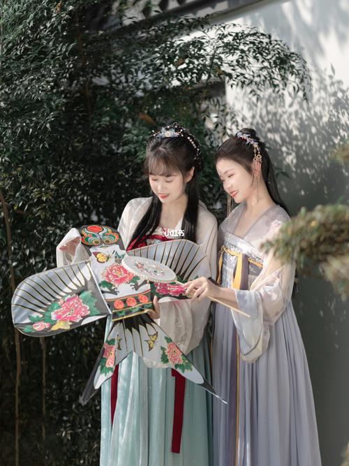 闺蜜拍照姿势|古风汉服_拍照_汉服_古风_摄影_写真