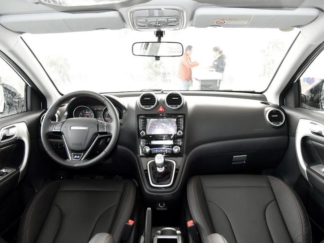 长城汽车 哈弗h6 2016款 升级版 1.5t 手动两驱精英型