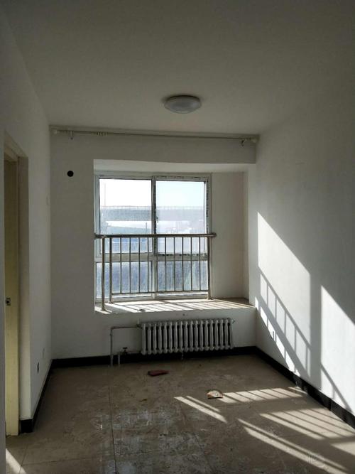 你好,我申请的郑州公租房,房子已经办下来了,现在在补