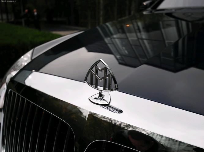 迈巴赫车标