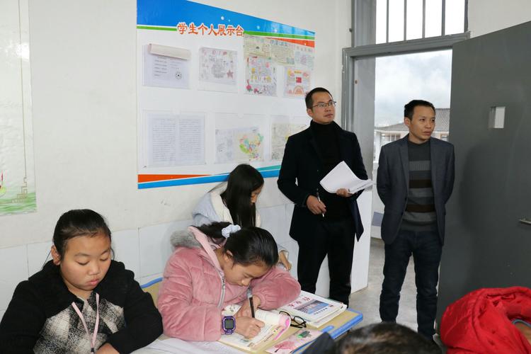 冬日情暖 教研醇香 ——豆沙中学,柿子中学,庙坝中学三校教研交流会