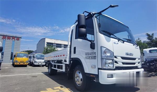 高效物流放心首选 庆铃五十铃kv100订车即享7000元钜惠