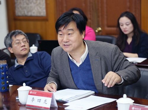 人文学部本科跨学科项目教师座谈会举行