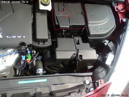 如何找到东风标致308电瓶的正负两极