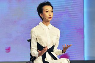 但是冯双白老师告诉他:"刘岩,你要相信"相信的力量"!