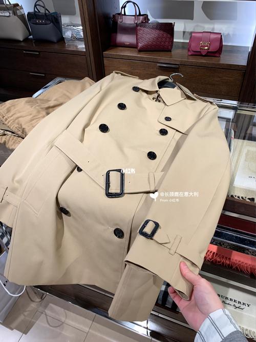 burberry女士风衣harbourne_米白色_风衣_蜂蜜_塞拉瓦莱名品奥特莱斯