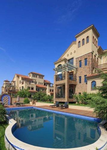 水岸原墅 6室2厅4卫 庭院别墅