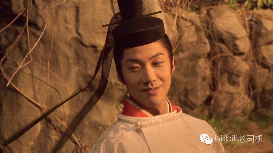 这tm就是活生生的安倍晴明啊!