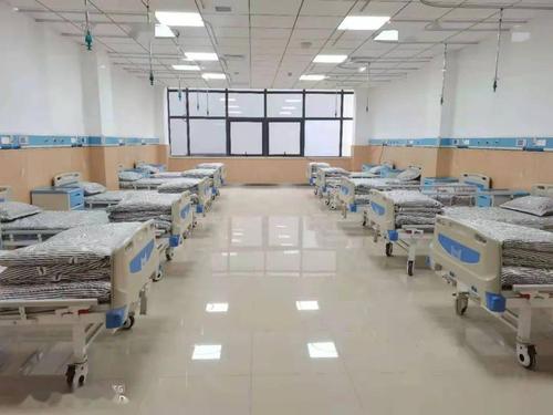 【关注】一组新老照片图见证人民医院环境大改变