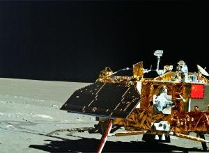 带伤玉兔号传回嫦娥彩照异常仍未排除图