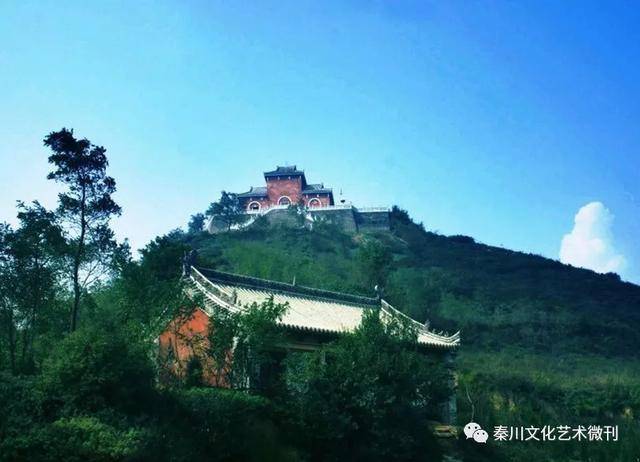 陕西礼泉有个顶天寺,把天摩得咯吱吱