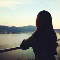 qq头像意境美女背影头像高清图片