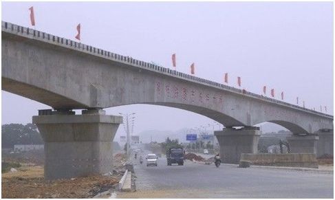 湘桂铁路志城特大桥的连续梁