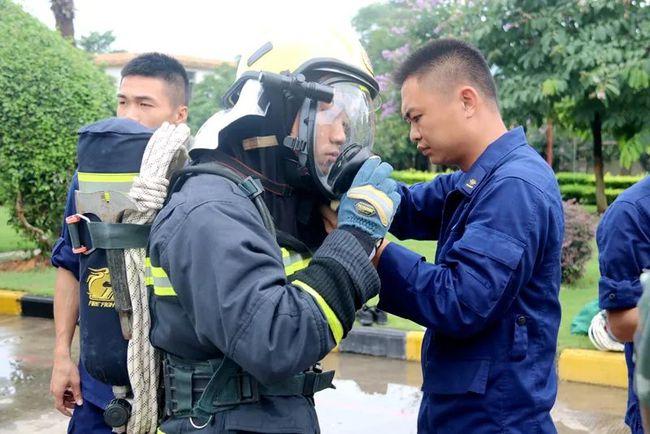 陈威十年坚守消防一线勇当灭火救援急先锋
