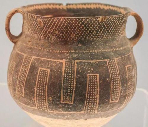 上海博物馆藏中国五代以前高古瓷器,不少在历史上具有