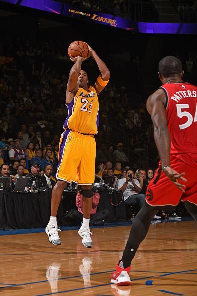 (科比跳投 图片来源:腾讯体育)