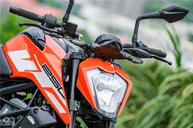 2020款ktmduke250公爵家族的奇葩小弟