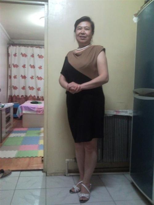 小蜗牛熟女同学妈妈