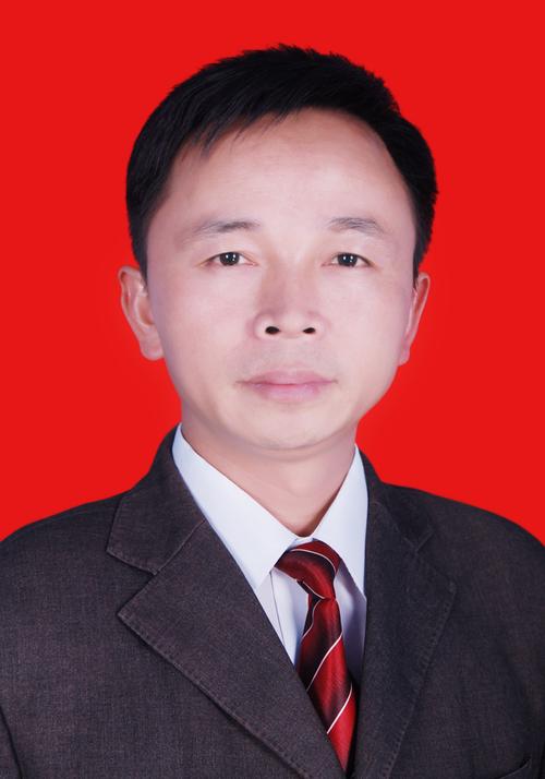  /p> p>现任湖南省靖州苗族侗族自治县委常委,政法委书记. /p>